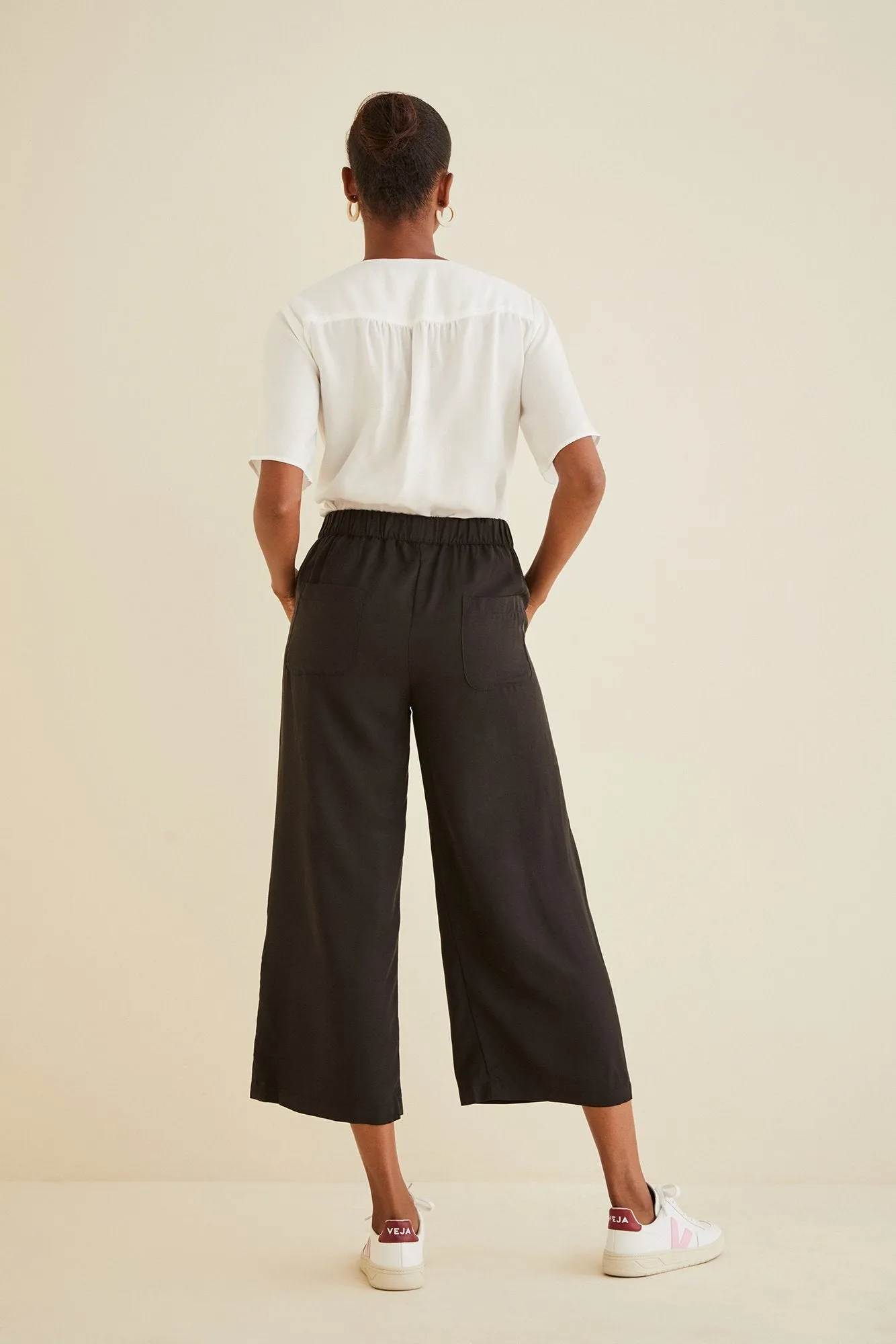 AMADI Wide Leg Crop Pant