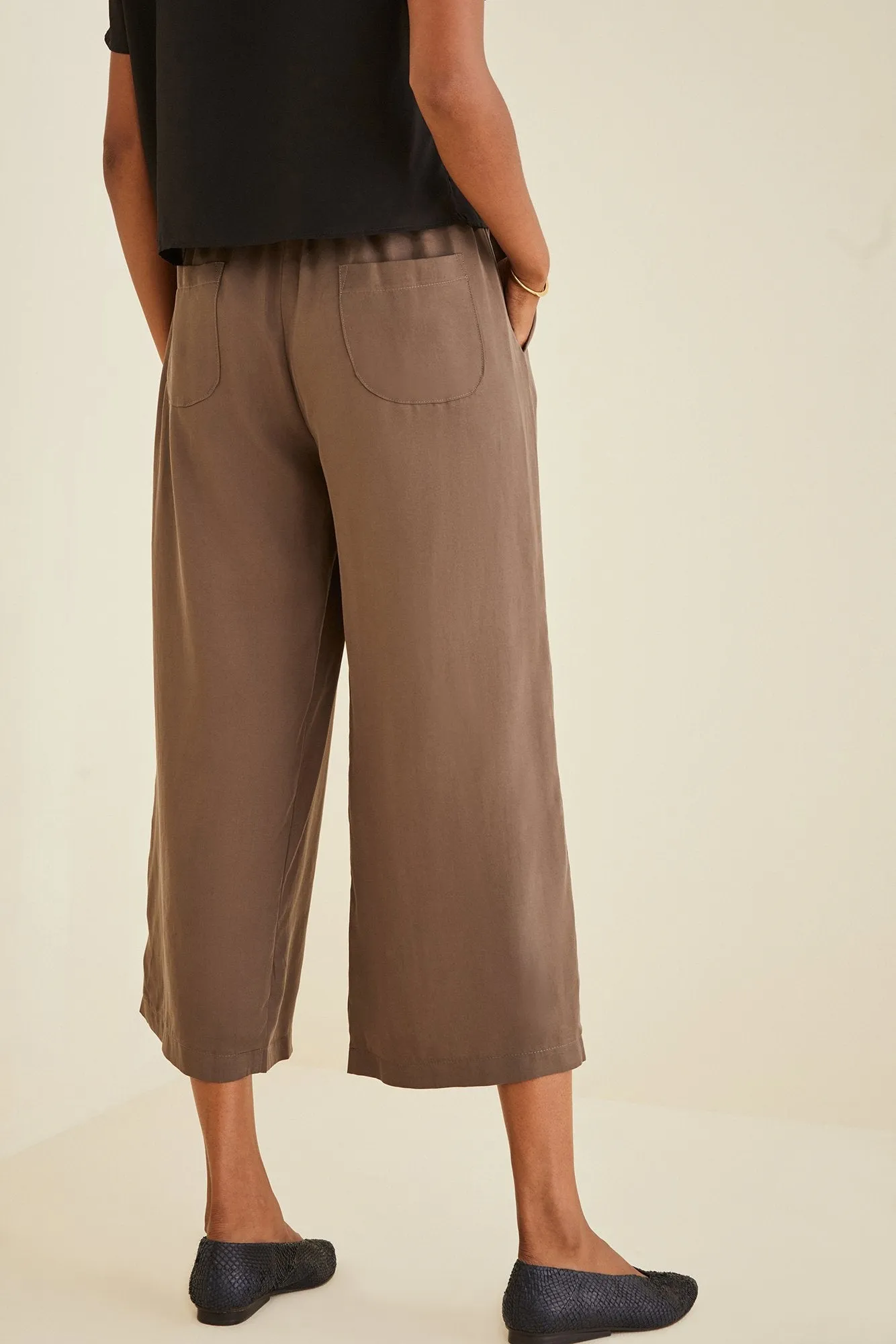 AMADI Wide Leg Crop Pant