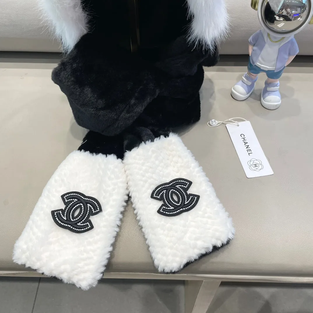 BALACLAVA HAT IN BLACK MIX WHITE FLEECE 422216