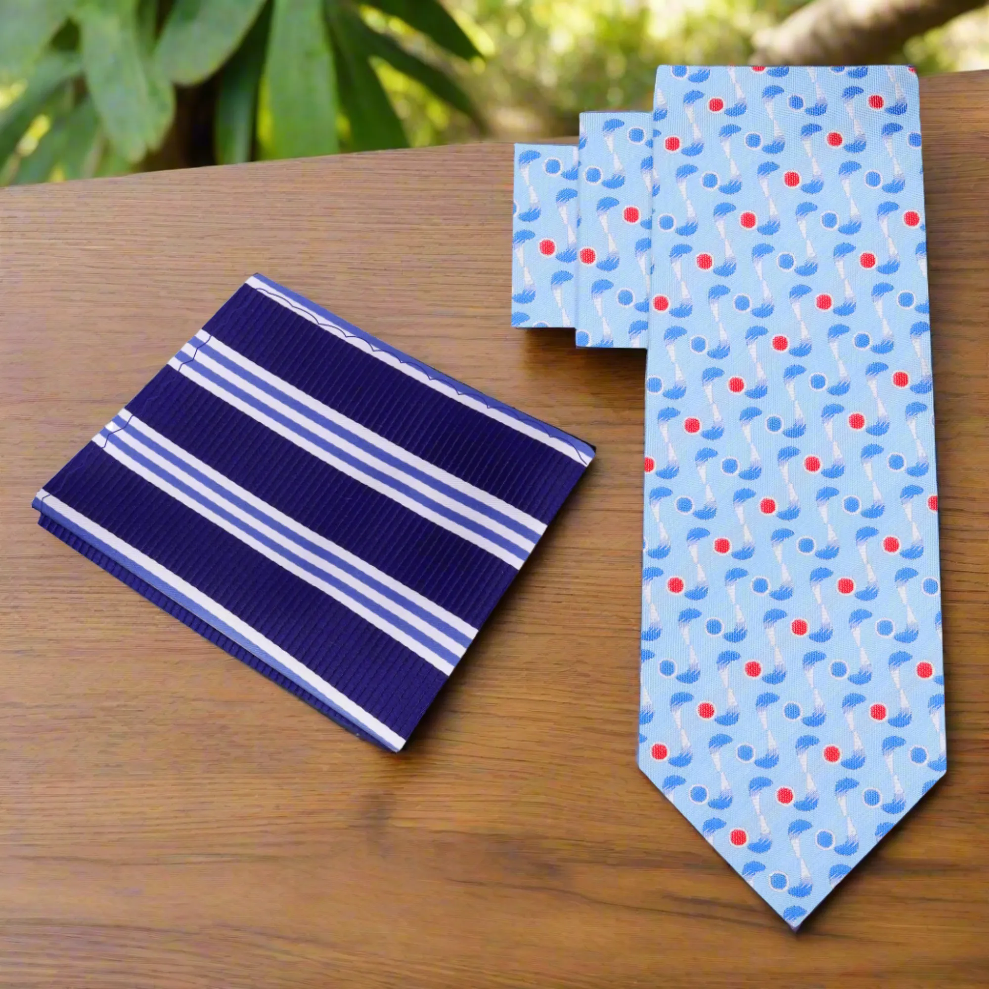 Boomerangs Necktie