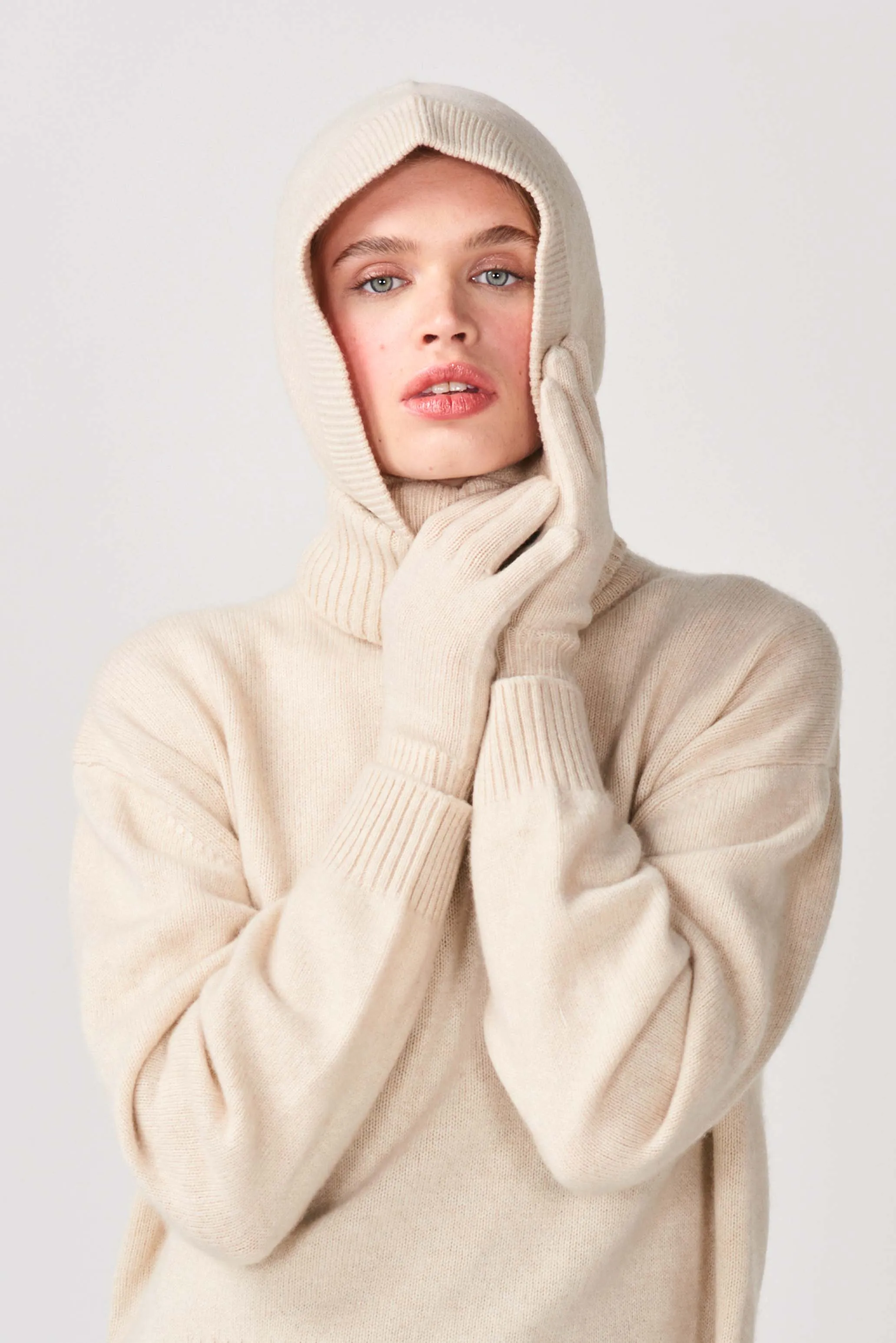 Cashmere Balaclava in Oatmeal