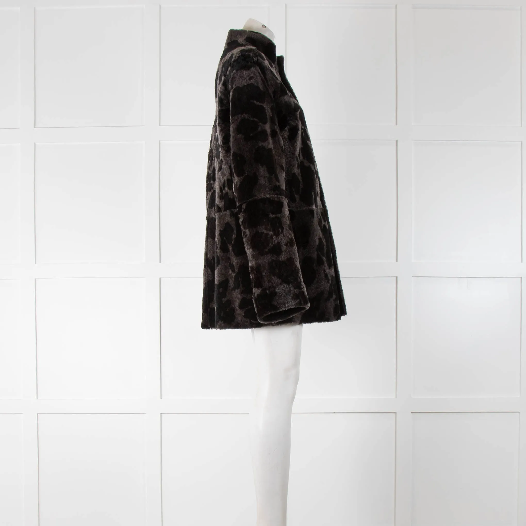 Cerruti 1881 Reversible Black Leopard Sheepskin