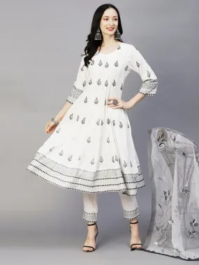 Geometric Printed Resham Embroidered Anarkali Kurta With Pants & Hand Painted Dupatta - White