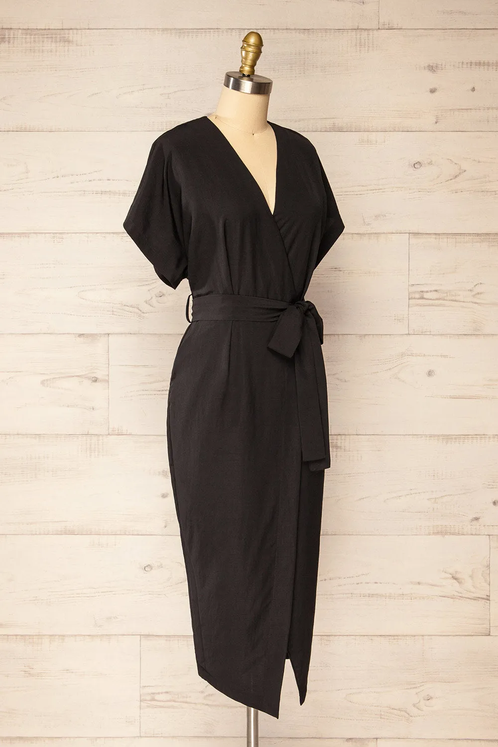 Junin Black | Short Sleeve Wrap Midi Dress