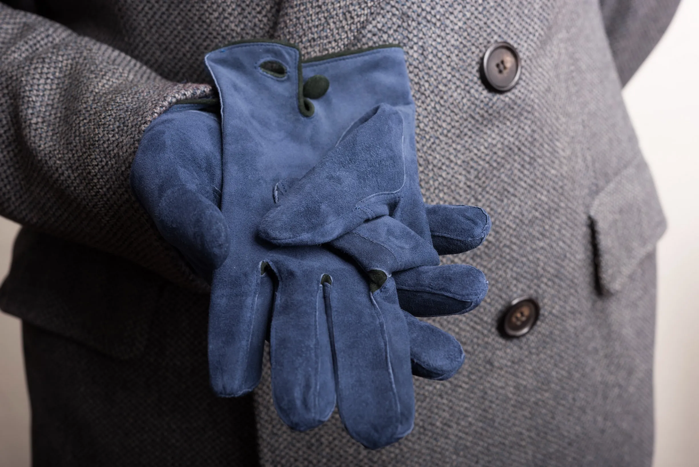 Navy Unlined Lamb Suede Gloves