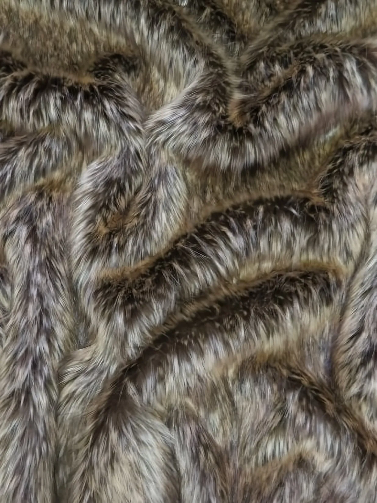 Sahara Fox Animal Short Pile Faux Fur / Sold By The Yard