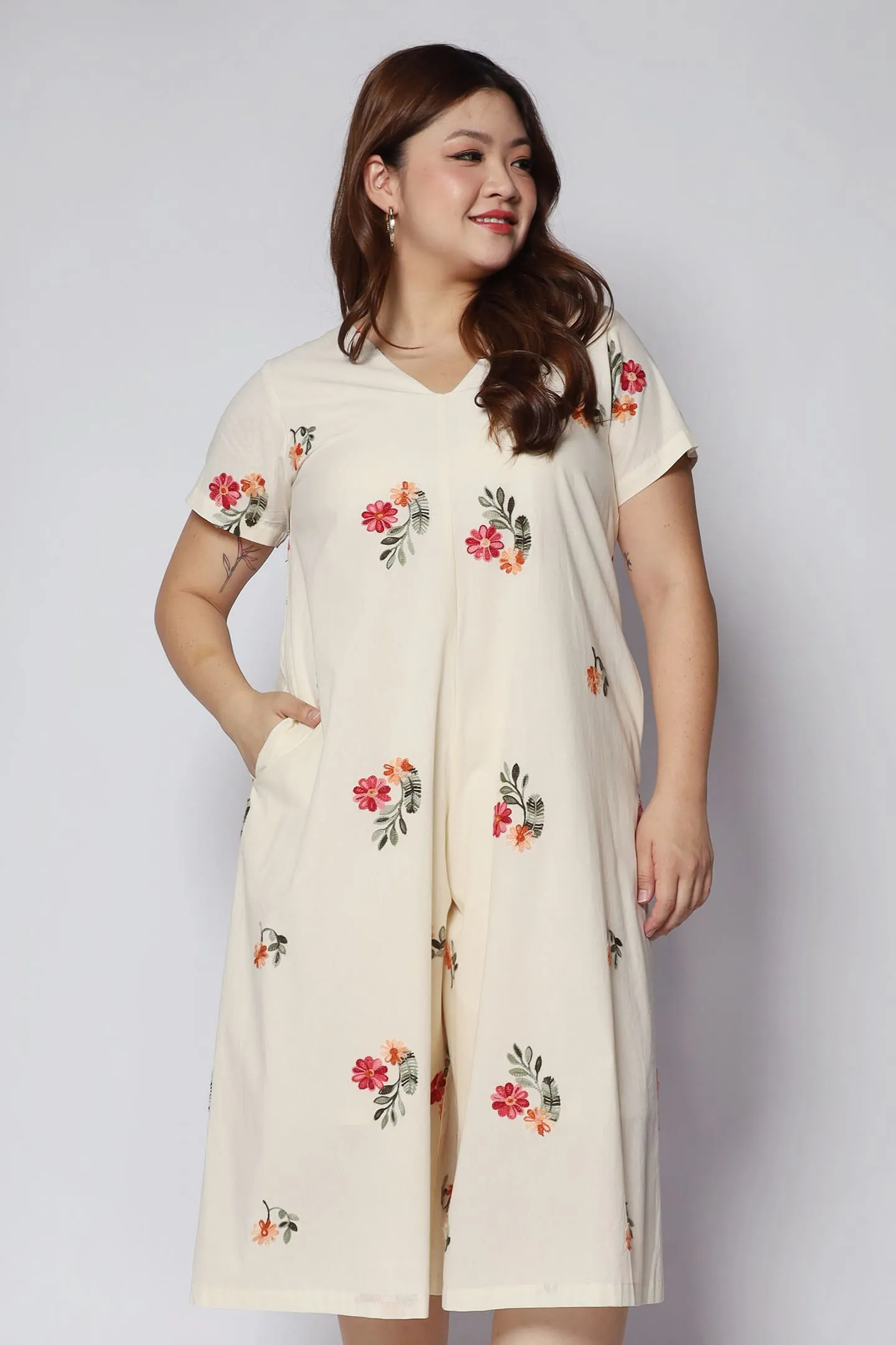 Shirokuro Jumpsuit in Floral Embroidery