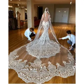 Stunningbride  Gorgeous Mermaid Wedding Dresses Sleeveless V Neck Lace Bridal Gowns Covered Button Back Plus Size Saudi Arabic Dubai Bride Dress