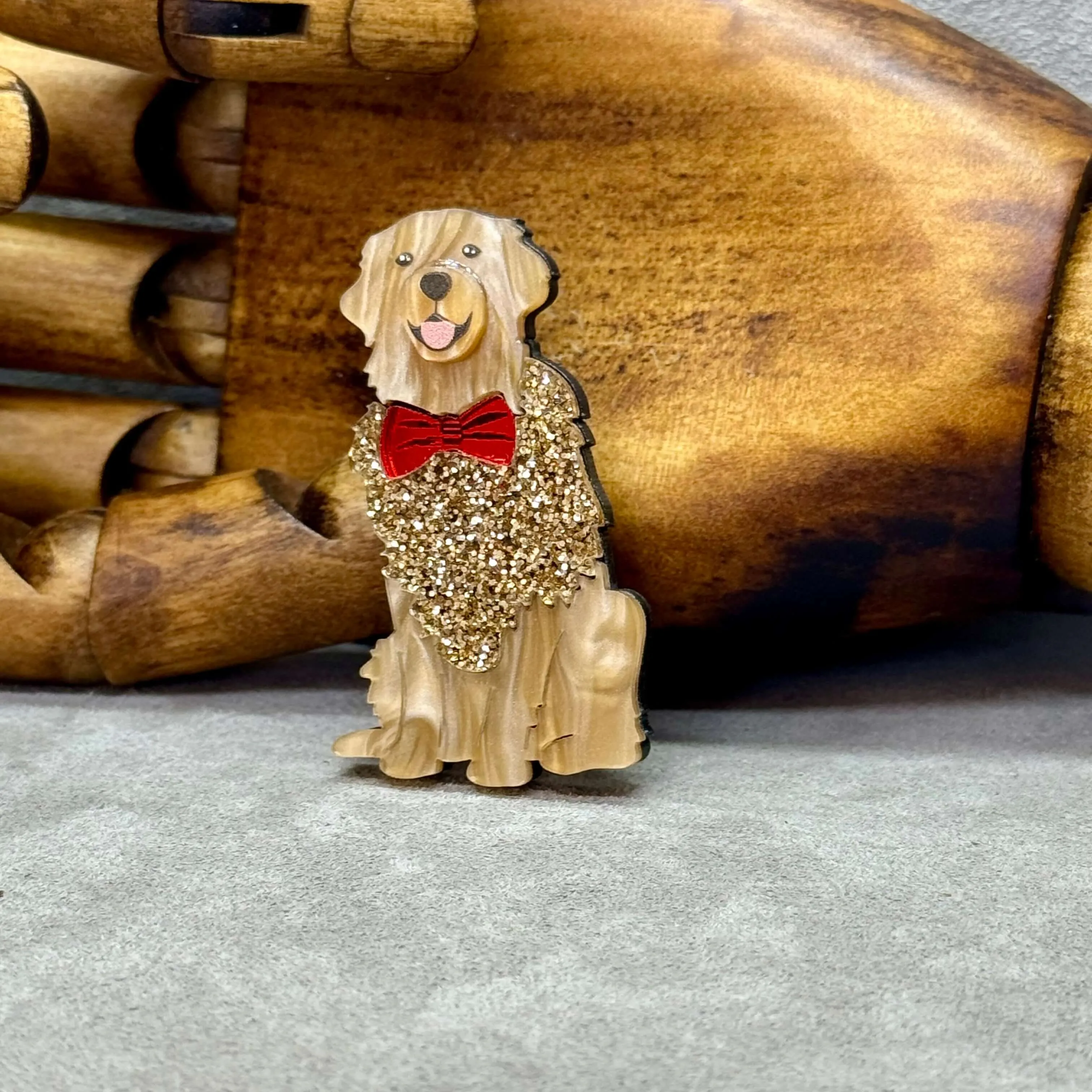 The Golden Retriever Acrylic Art Dog Brooch